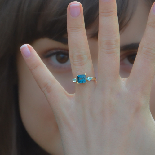 Evy ring Evy ring