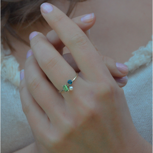 Daphne ring Daphne ring