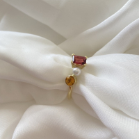 Lara ring