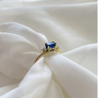 Olivia ring