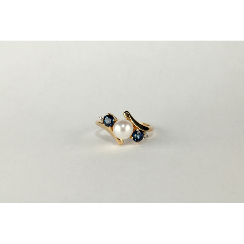 Eleanor ring