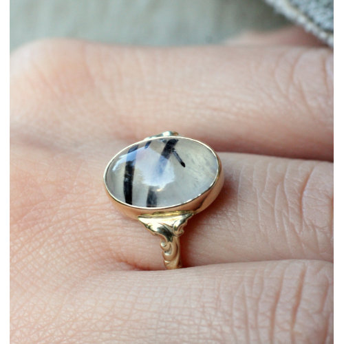 Noamy ring
